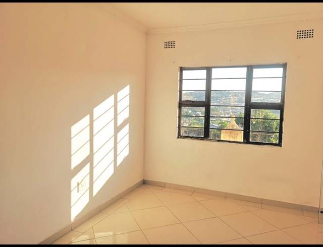 3 BEDROOM PROPERTY TO RENT IN UMLAZI K